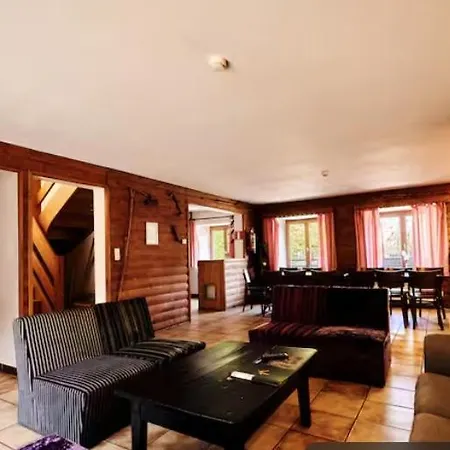 La Maison De دربي