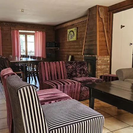 La Maison De بيت للعطل دربي